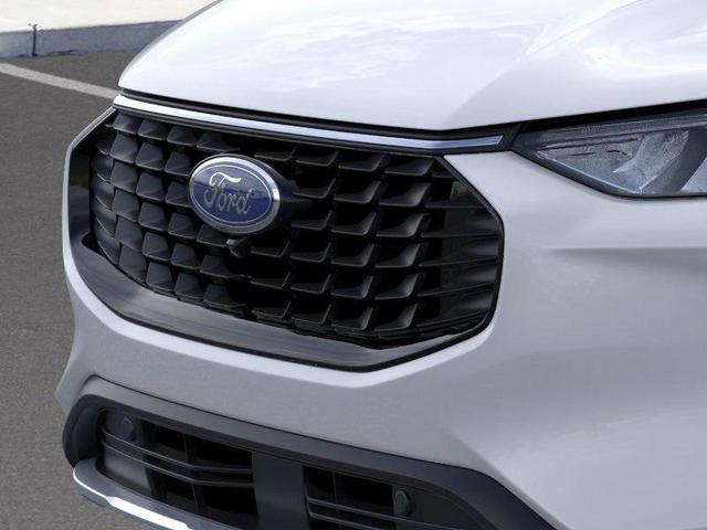 Photo of 2024 Oxford White Ford Escape