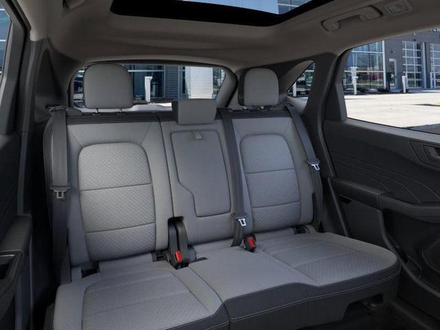 Photo of 2024 Oxford White Ford Escape