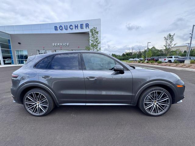 Photo of 2020 Quartzite Grey Metallic Porsche Cayenne