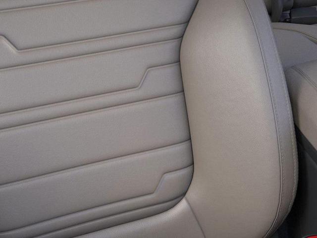 Photo of 2025 OXFORD WHITE Ford Ranger