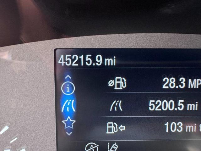 Photo of 2022 Agate Black Metallic Ford Escape