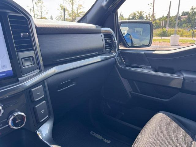 Photo of 2022 ICONIC SILVER METALLIC Ford F-150