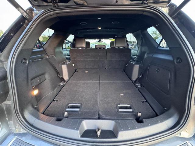 Photo of 2018 MAGNETIC METALLIC Ford Explorer