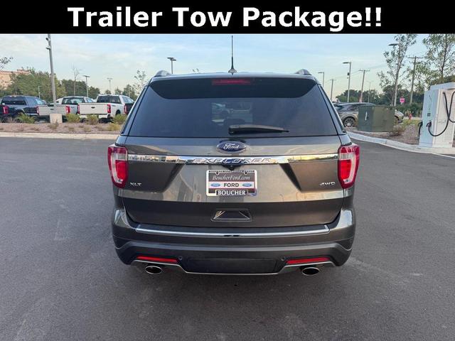 Photo of 2018 MAGNETIC METALLIC Ford Explorer