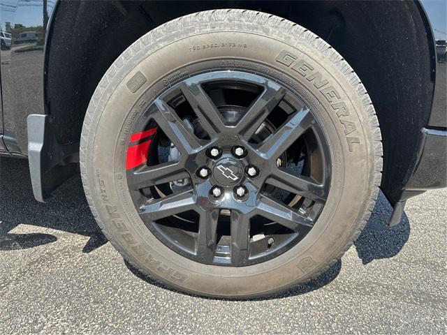 Photo of 2022 Black Chevrolet Silverado 1500