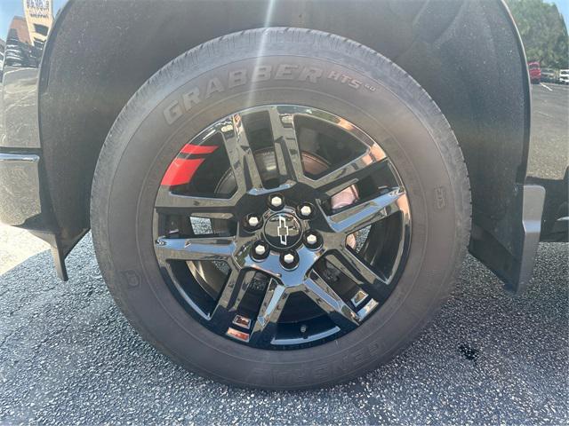 Photo of 2022 Black Chevrolet Silverado 1500