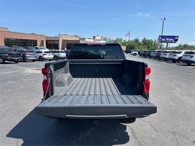 Photo of 2022 Black Chevrolet Silverado 1500