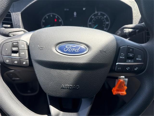 Photo of 2025 Oxford White Ford Transit-250