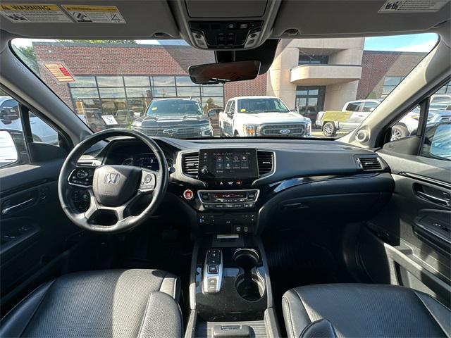 Photo of 2019 Crystal Black Pearl Honda Pilot