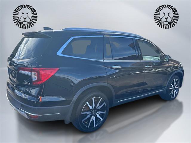 Photo of 2019 Crystal Black Pearl Honda Pilot