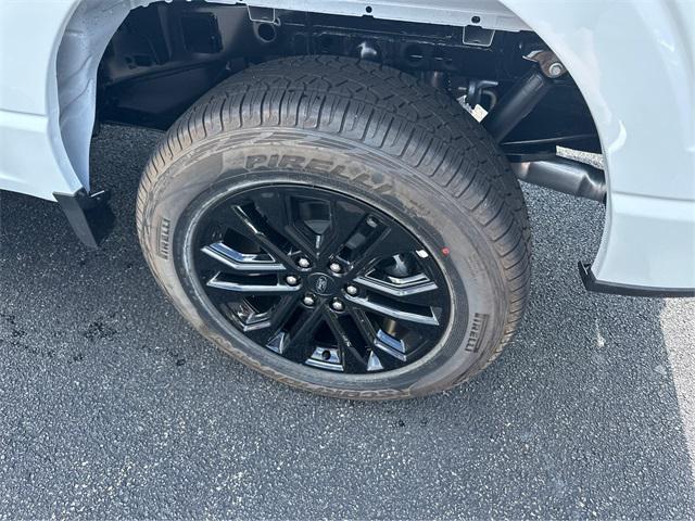 Photo of 2025 Oxford White Ford F-150