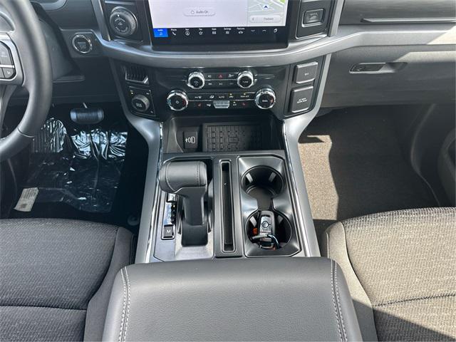 Photo of 2025 Oxford White Ford F-150