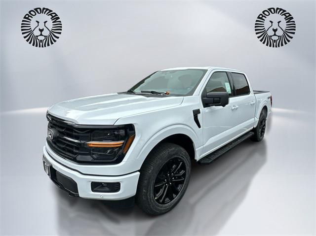 Photo of 2025 Oxford White Ford F-150