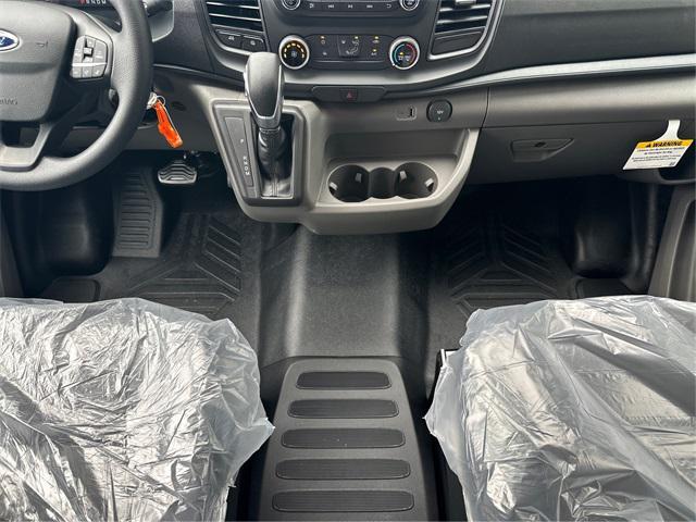 Photo of 2025 Oxford White Ford Transit-250