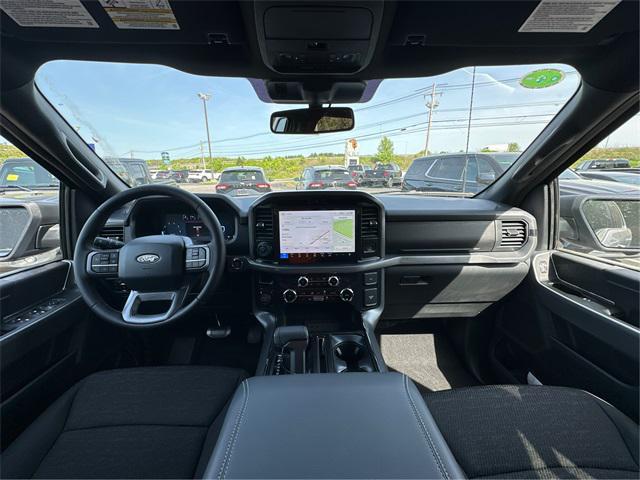 Photo of 2025 Iconic Silver Metallic Ford F-150