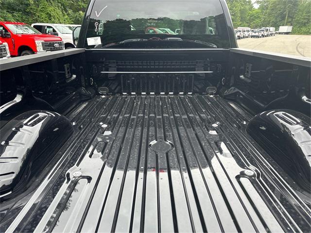 Photo of 2025 Agate Black Metallic Ford F-350