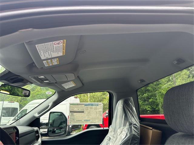 Photo of 2025 Agate Black Metallic Ford F-350