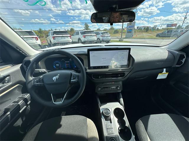 Photo of 2025 Oxford White Ford Bronco Sport