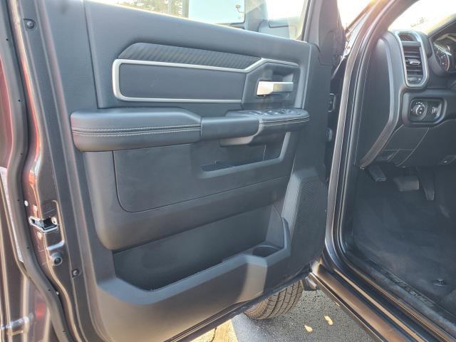 Photo of 2025 Granite Crystal Metallic Clearcoat RAM 3500