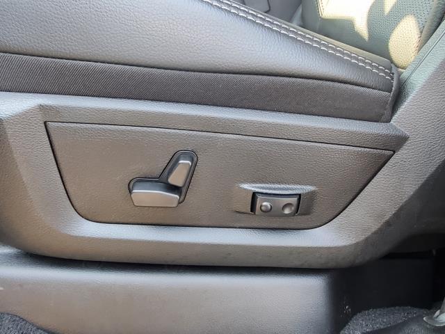 Photo of 2025 Granite Crystal Metallic Clearcoat RAM 2500