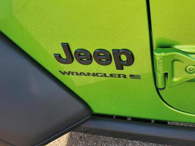 Photo of 2025 Mojito Clearcoat Jeep Wrangler
