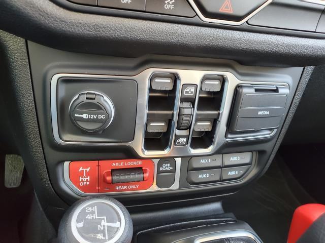 Photo of 2025 Mojito Clearcoat Jeep Wrangler