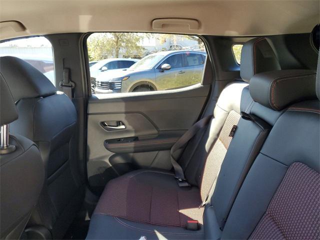 Photo of 2025 Super Black Nissan Kicks