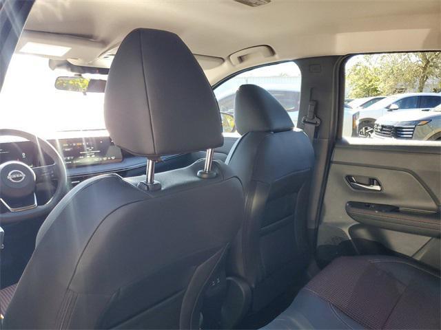 Photo of 2025 Super Black Nissan Kicks