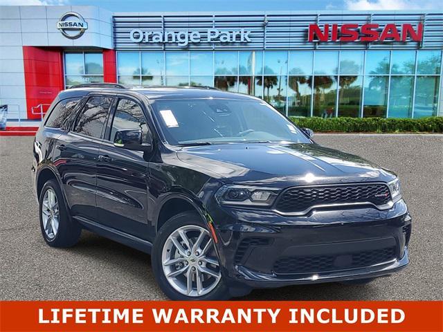 Photo of 2024 DB Black Crystal Clearcoat Dodge Durango