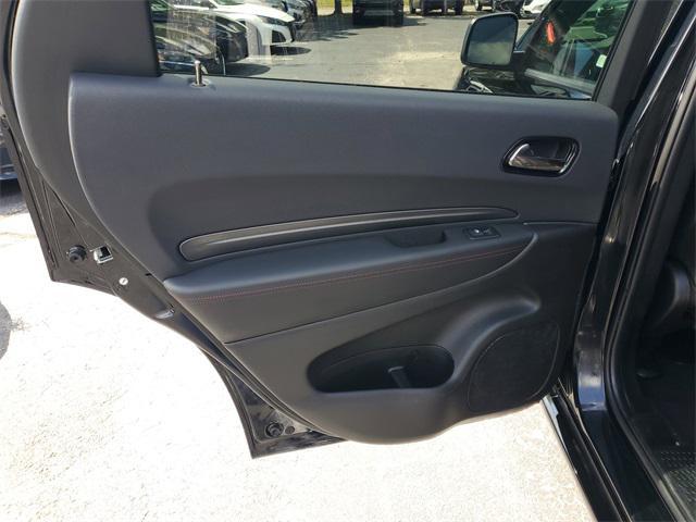 Photo of 2024 DB Black Crystal Clearcoat Dodge Durango