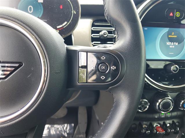 Photo of 2022 Chili Red MINI Hardtop