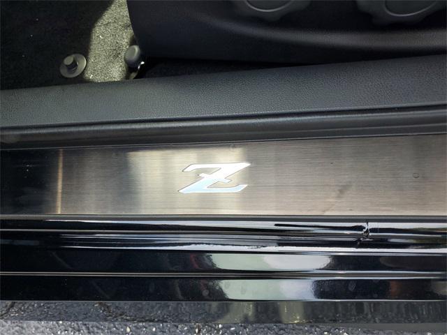 Photo of 2025 Black Diamond Pearl Nissan Z