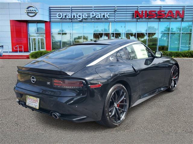 Photo of 2025 Black Diamond Pearl Nissan Z
