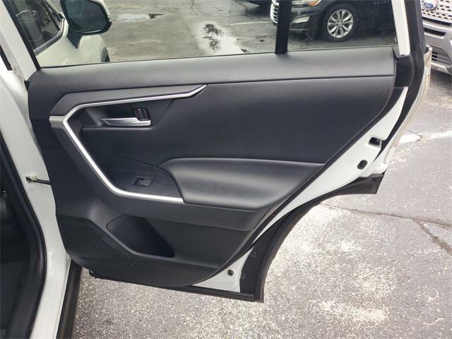 Photo of 2022 Blizzard Pearl Toyota RAV4