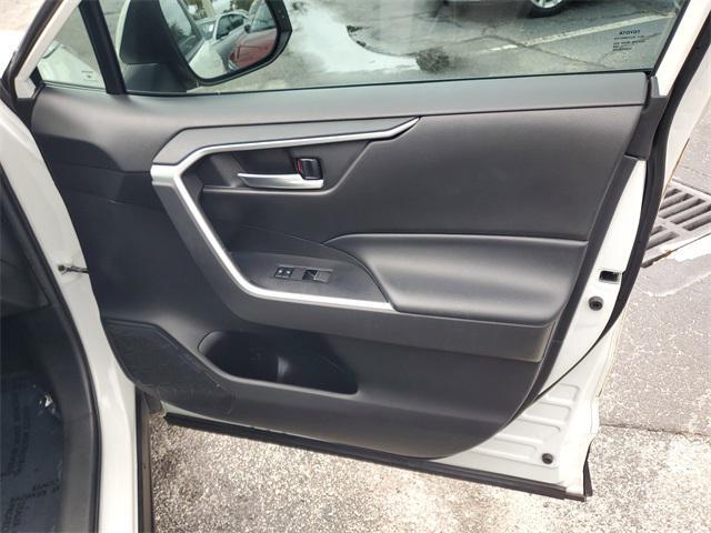 Photo of 2022 Blizzard Pearl Toyota RAV4