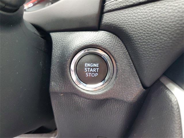Photo of 2022 Blizzard Pearl Toyota RAV4