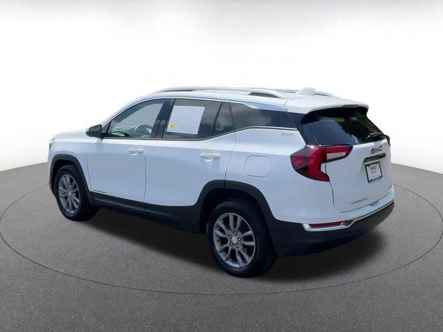 Photo of 2024 Summit White GMC Terrain