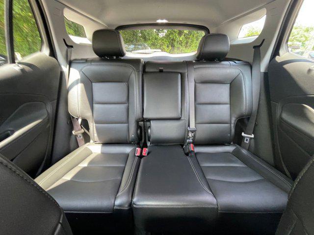 Photo of 2024 Summit White GMC Terrain