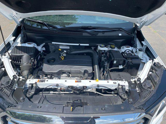Photo of 2024 Summit White GMC Terrain