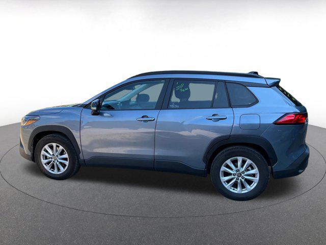 Photo of 2025 Blue Crush Metallic Toyota Corolla Cross