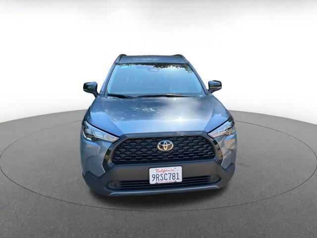 Photo of 2025 Blue Crush Metallic Toyota Corolla Cross