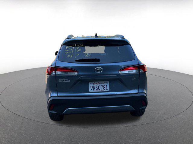 Photo of 2025 Blue Crush Metallic Toyota Corolla Cross