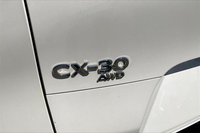 Photo of 2022 Snowflake White Pearl Mazda CX-30