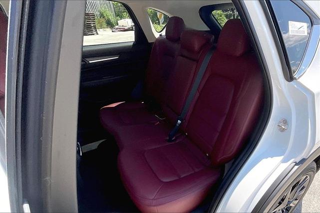 Photo of 2025 Rhodium Mazda CX-5