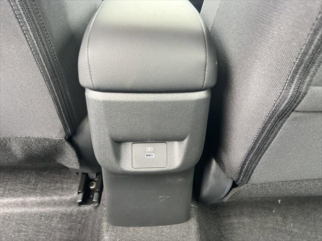 Photo of 2025 Brilliant Silver Metallic Nissan Versa