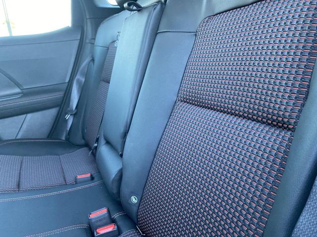 Photo of 2025 Deep Blue Pearl Nissan Kicks