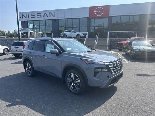 Photo of 2025 Boulder Gray Pearl Nissan Rogue