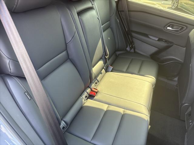 Photo of 2025 Boulder Gray Pearl Nissan Rogue