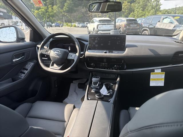 Photo of 2025 Boulder Gray Pearl Nissan Rogue