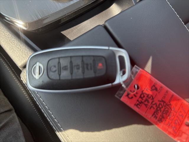 Photo of 2025 Boulder Gray Pearl Nissan Rogue